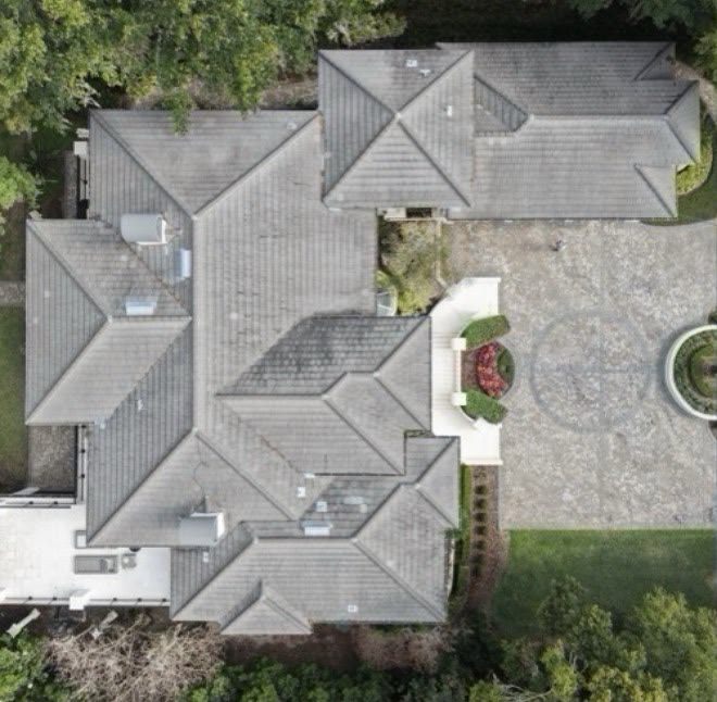 Estate tile roof · Winter Park — before cleaning