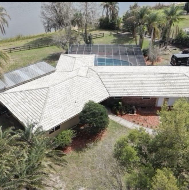 Lakeside shingle roof · Florida — after cleaning